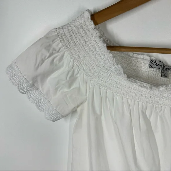 Almost Famous White Lace Trimmed Blouse XS - Picture 4 of 6